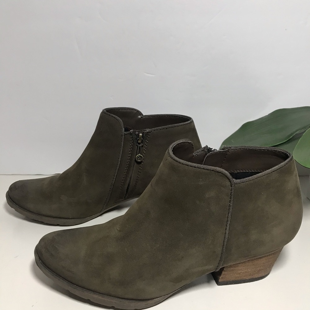 Blondo Villa Suede Leather Ankle Boots Size 7.5 Side Zip